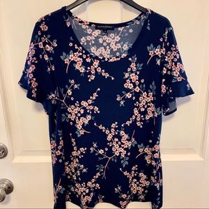 Banana Republic top size medium